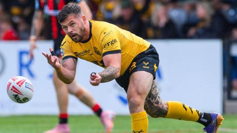 Castleford's Liam Hood