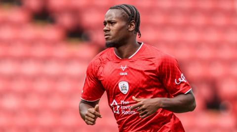 Barnsley's Reyes Cleary
