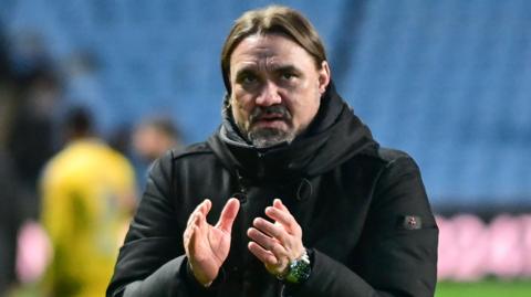 Leeds boss Daniel Farke claps the fans after the 2-0 win at Coventry 