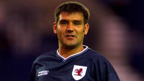 Shaun Dennis playing for Raith Rovers in the early 2000s