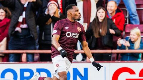 Hearts striker Elton Kabangu