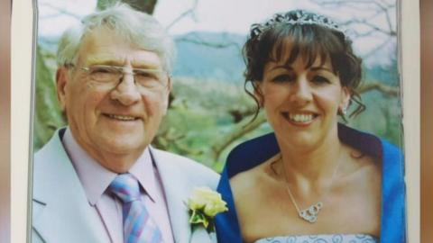 Tecwyn ac Ann