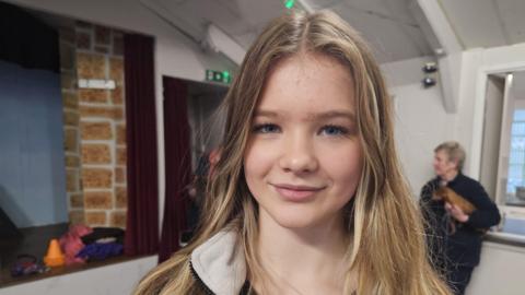 Amélie Smith at the ring craft club where she volunteers