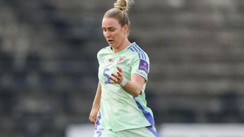 Rhiannon Roberts of Wales