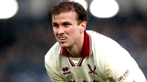 Rob Holding during Sheffield United's win over Luton Town