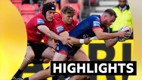 Joe Burgess of Hull KR scoring a try