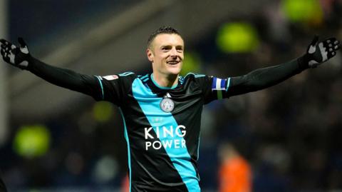 Jamie Vardy celebrates for Leicester
