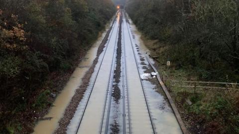 Flooding on the railway line between Tonbridge and Redhill