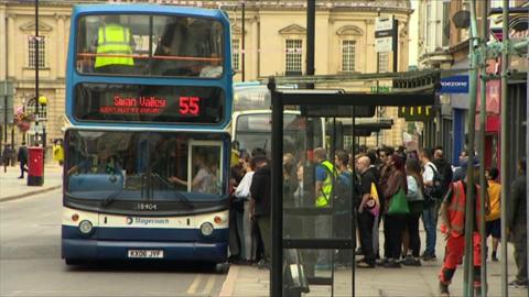 Bus stopped at the Drapery in Northampton