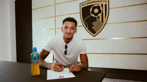 New Bournemouth signing Alvaro Rodriguez poses following signing at the club on July 14, 2026 in Bournemouth, England. 