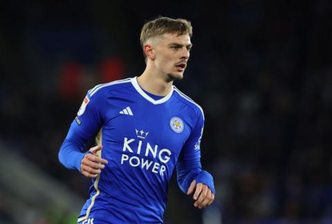 Leicester midfielder Kiernan Dewsbury-Hall 