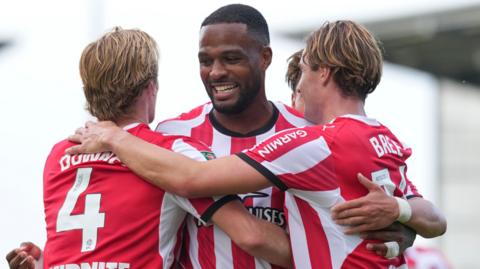 Southampton players celebrate scoring