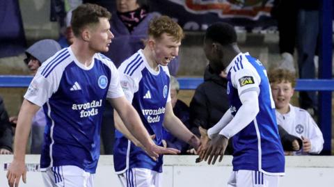 Glenavon celebrate