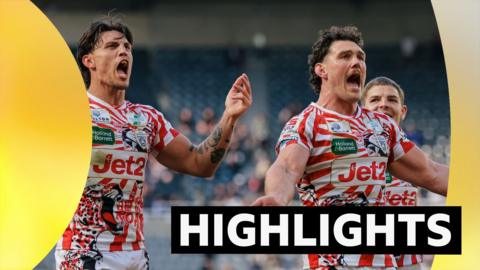 Leigh celebrate