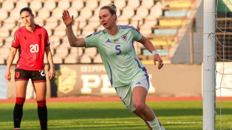 Rhiannon Roberts of Wales