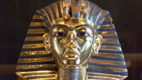 Masg angladd Tutankhamun