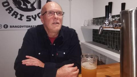 Gwenallt Llwyd Ifan ym Mragdy Torri Syched