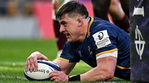 Dan Sheehan scores for Leinster