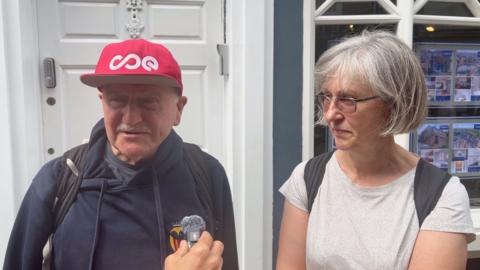 York residents react to resignation
