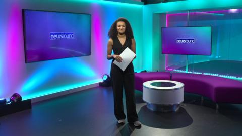nina presenting