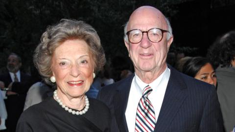 NEW YORK CITY, NY - MAY 29: Doris Fisher and Donald Fisher attend Dinner for RICHARD SERRA "SCULPTURE: FORTY YEARS" Hosted by MoMA and LVMH at The Museum of Modern Art on May 29, 2007 in New York City. (Photo by BILLY FARRELL/Patrick McMullan via Getty Images)
