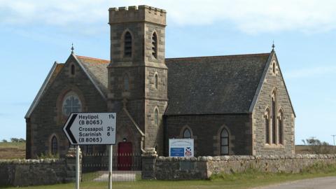 Eaglais na h-Alba ann an Tiriodh