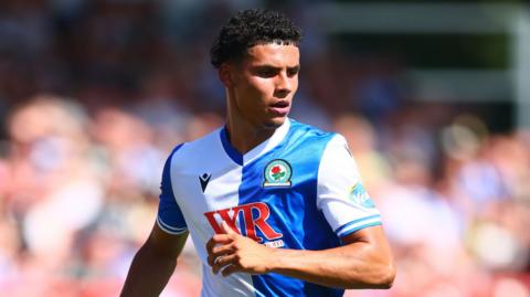 Kristi Montgomery in action for Blackburn Rovers