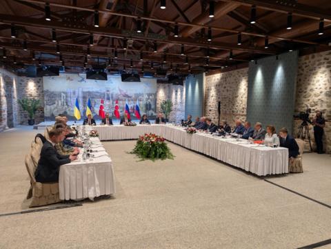 Война в Украине: последние новости о российско-украинских переговорах в Стамбуле