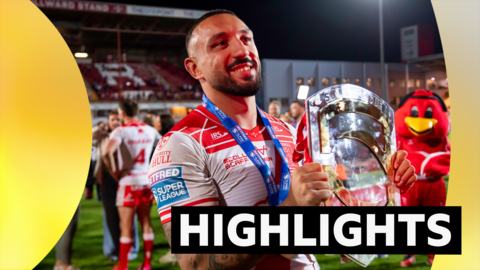 Hull KR's Elliot Minchella with the Super League League Leaders' Shield