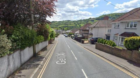Gelli Avenue, Risga