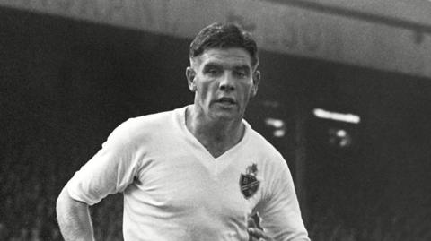 Tommy Banks playing for Bolton Wanderers in September 1955