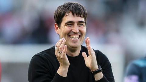 Bournemouth manager Andoni Iraola