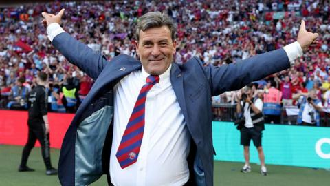 Aldershot Town boss Tommy Widdrington at Wembley Stadium 