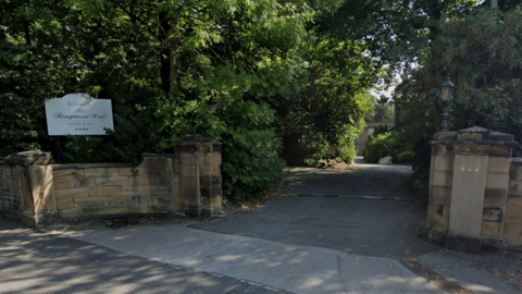 Entrance to the Ringwood Hall Hotel in Chesterfield 