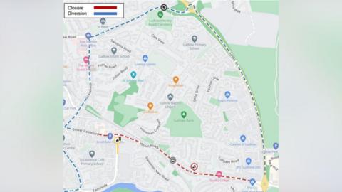An aerial google maps image of Ludlow with Sheet Road covered in a red dotted line. A blue dotted line forms a diversion from Lower Galdeford, through Gravel Hill, and down the A49.