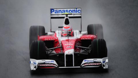 Kamui Kobayashi driving his Toyota during qualifying for the 2009 Brazilian Grand Prix