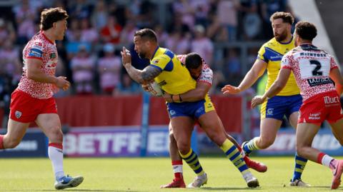 Warrington Wolves versus Leigh Leopards in rugby league match, May 2025