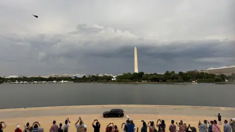 long shot of washington monument