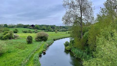 THURSDAY - River Itchen