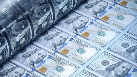 100 dollar bills being printed