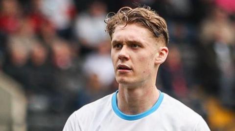 Connor O'Riordan has signed for Doncaster on a season long loan
