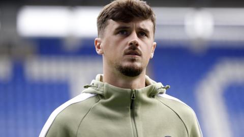 Charlie Wellens, pictured in Leyton Orient training kit