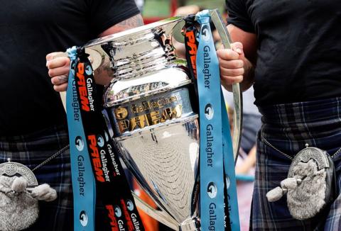 trophy.