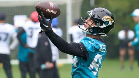 Louis Rees-Zammit in Jacksonville Jaguars training 