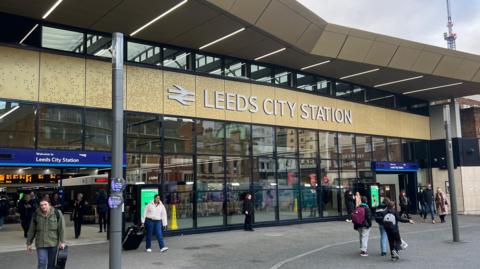 Leeds Train Station