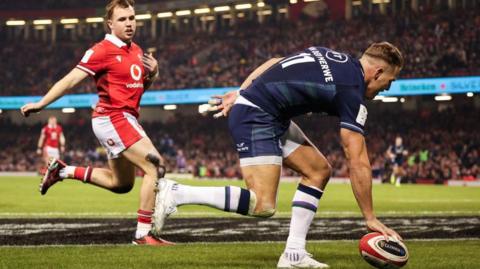 Scotland wing Duhan van der Merwe touches down in Cardiff