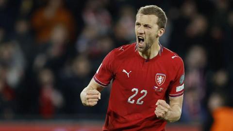 Tomas Soucek celebrates for Czech Republic