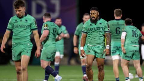 Bundee Aki