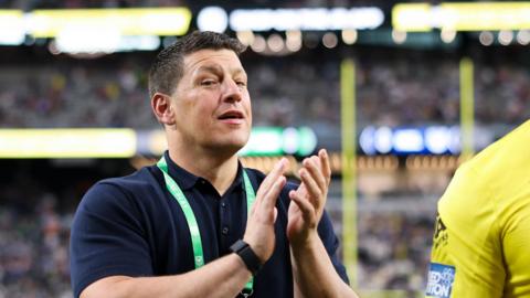 Matt Peet applauds after Wigan's win against Warrington in Las Vegas