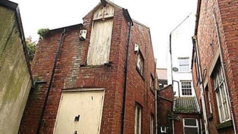 The vacant warehouse in Whitby